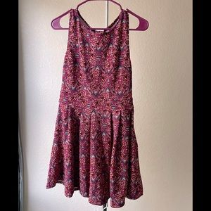 Sleeveless A-line purple dress